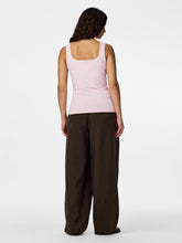 Ladda upp bild till gallerivisning, model_shot-back