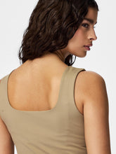 Ladda upp bild till gallerivisning, model_shot-detail
