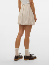 Ladda upp bild till gallerivisning, model_shot-back

