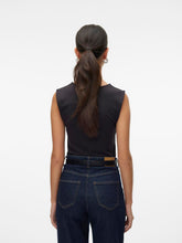 Ladda upp bild till gallerivisning, model_shot-back
